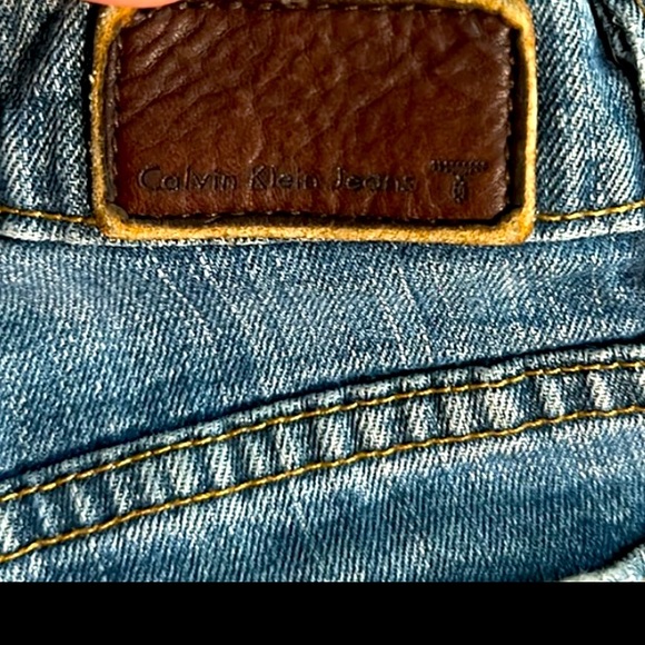 WOMENS SIZE 8 CALVIN KLEIN JEANS FADED FLARE - Picture 5 of 5